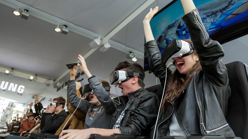 Samsung открывает кинотеатр виртуальной реальности в России
