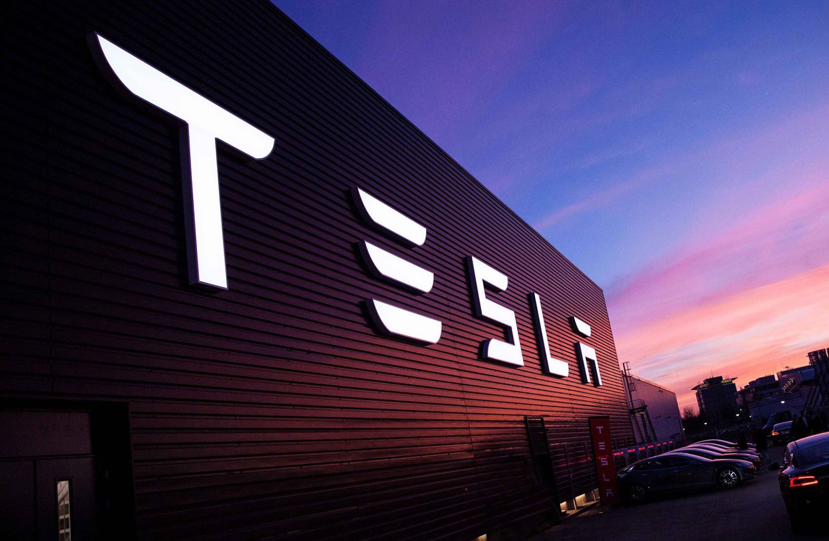 Hackers broke the Tesla cloud on the Amazon Web Service to drop the crypto currency