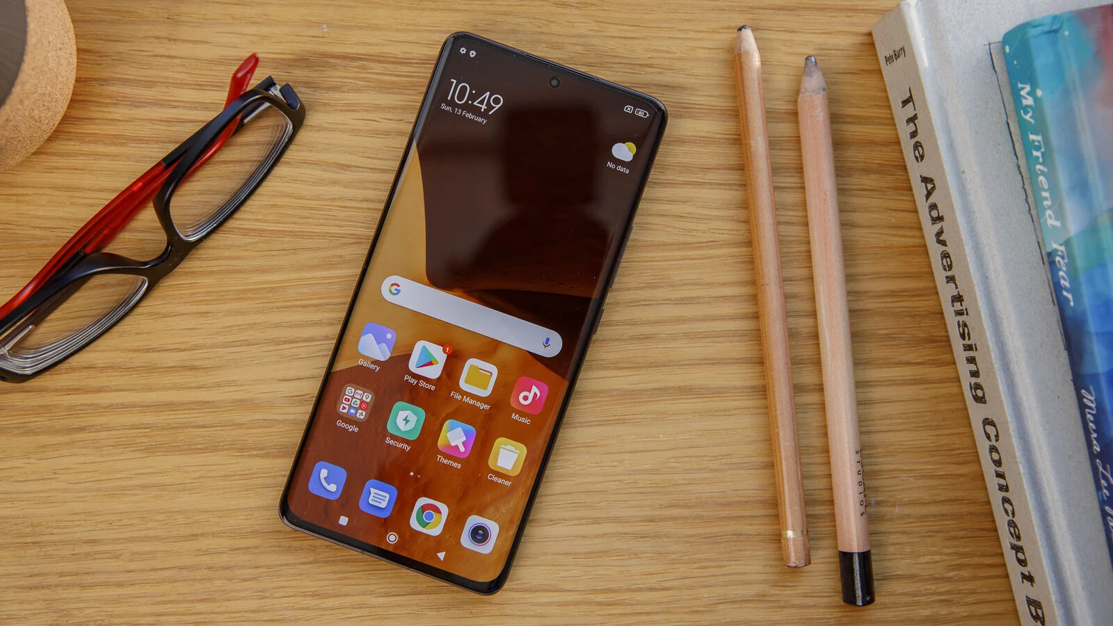 But the dollar at 58 rubles: the Russian Xiaomi 12 Pro has become the most expensive smartphone in the history of the company