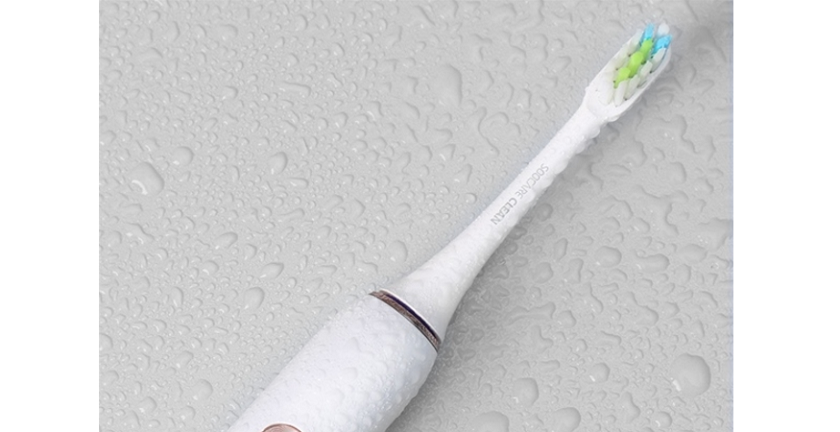 Xiaomi представила электрическую зубную щетку за $35