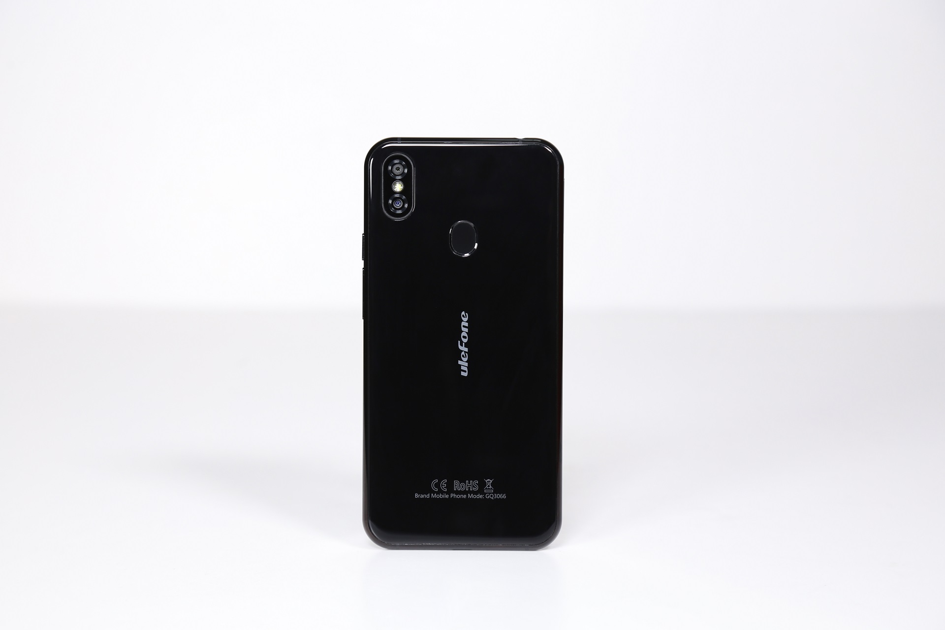 Смартфон Ulefone X получил дизайн в стиле iPhone X-2