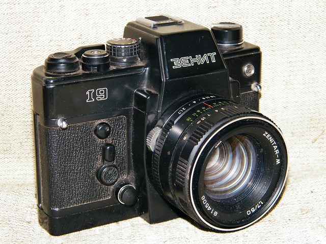10 легендарных советских фотоаппаратов-10