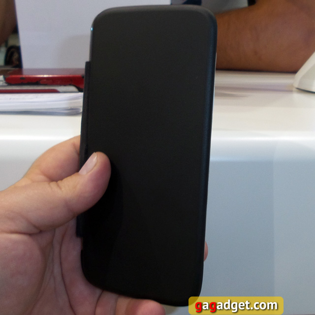Уникальный чехол CoverReader и планшеты PocketBook на выставке IFA 2013 своими глазами-3