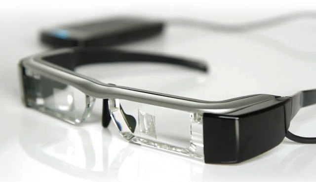 Epson Moverio BT-200: очки дополненной реальности за 700 долларов-2