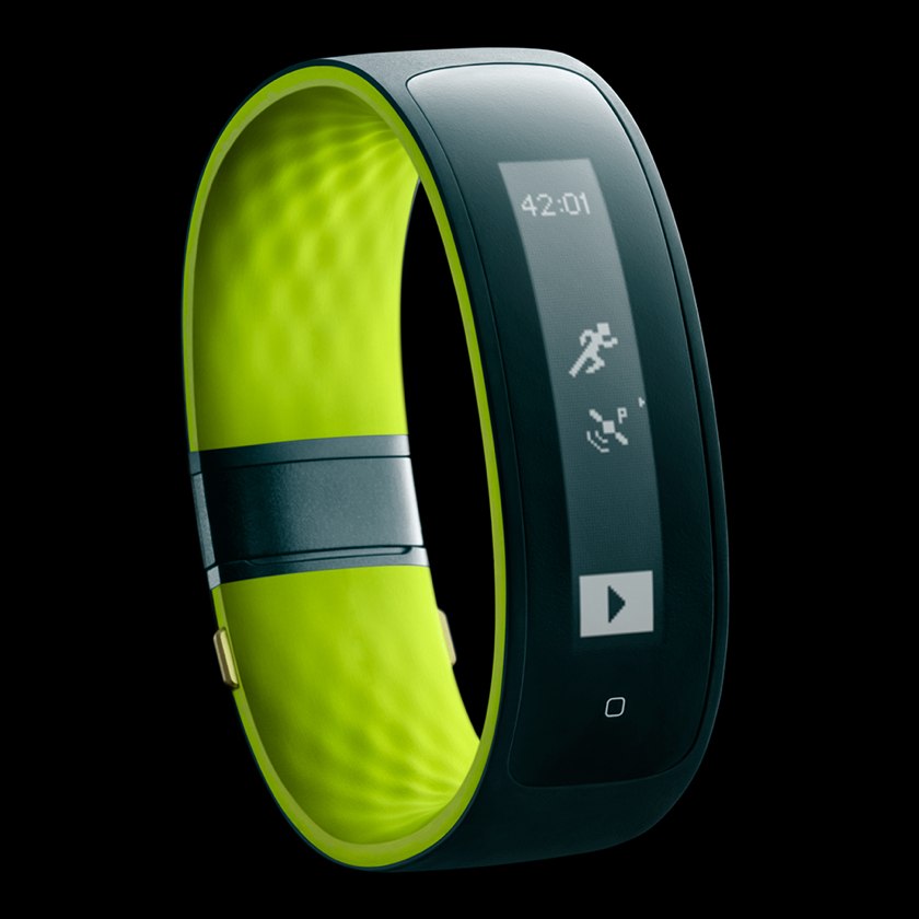 MWC 2015: водонепроницаемый фитнес-браслет HTC Grip-3