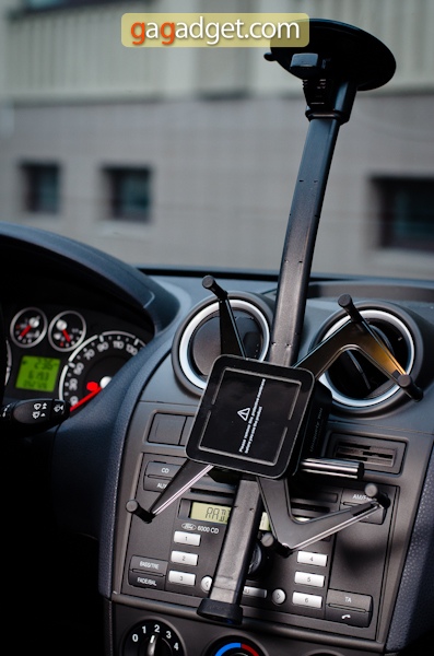Микрообзор автомобильного держателя для iPad LUXA2 H7-3