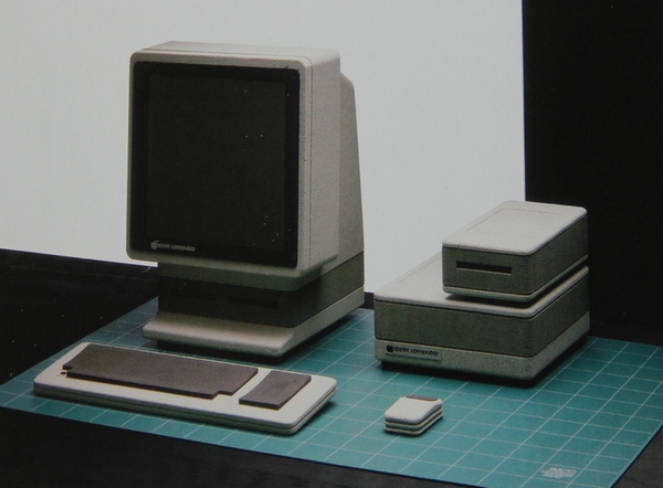 Ранние прототипы гаджетов Apple, взрывающие мозг и воображение-4