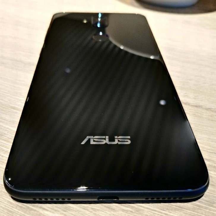 Asus Zenfone 5 Lite.jpg