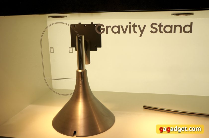 QLED-TV-gravity-stand.jpg