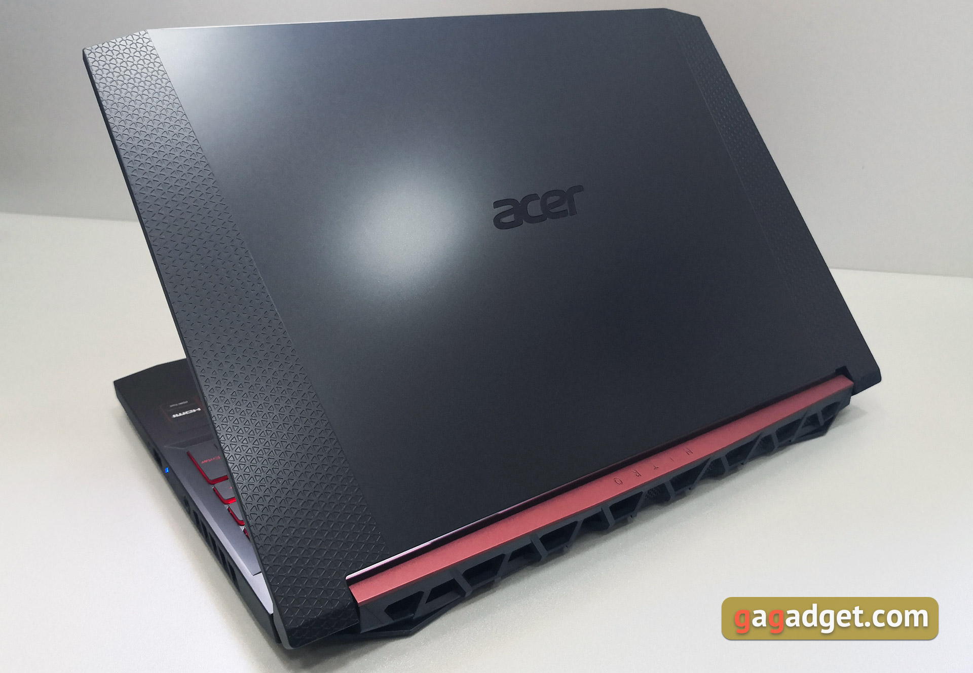Обзор геймерского ноутбука Acer Nitro 5 AN515-54: недорогой и мощный-5