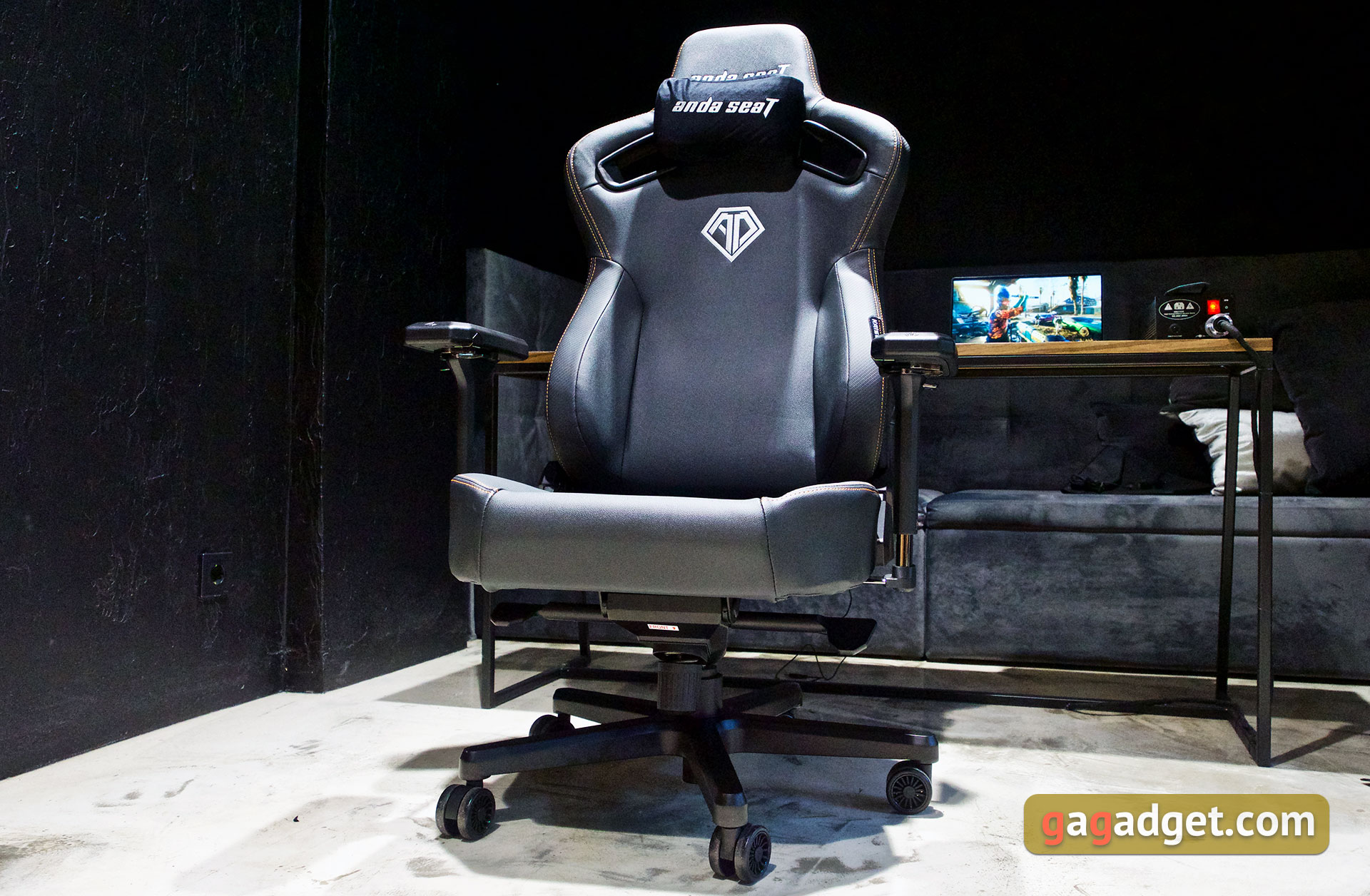 Престол для игр: обзор геймерского кресла Anda Seat Kaiser 3 XL-66