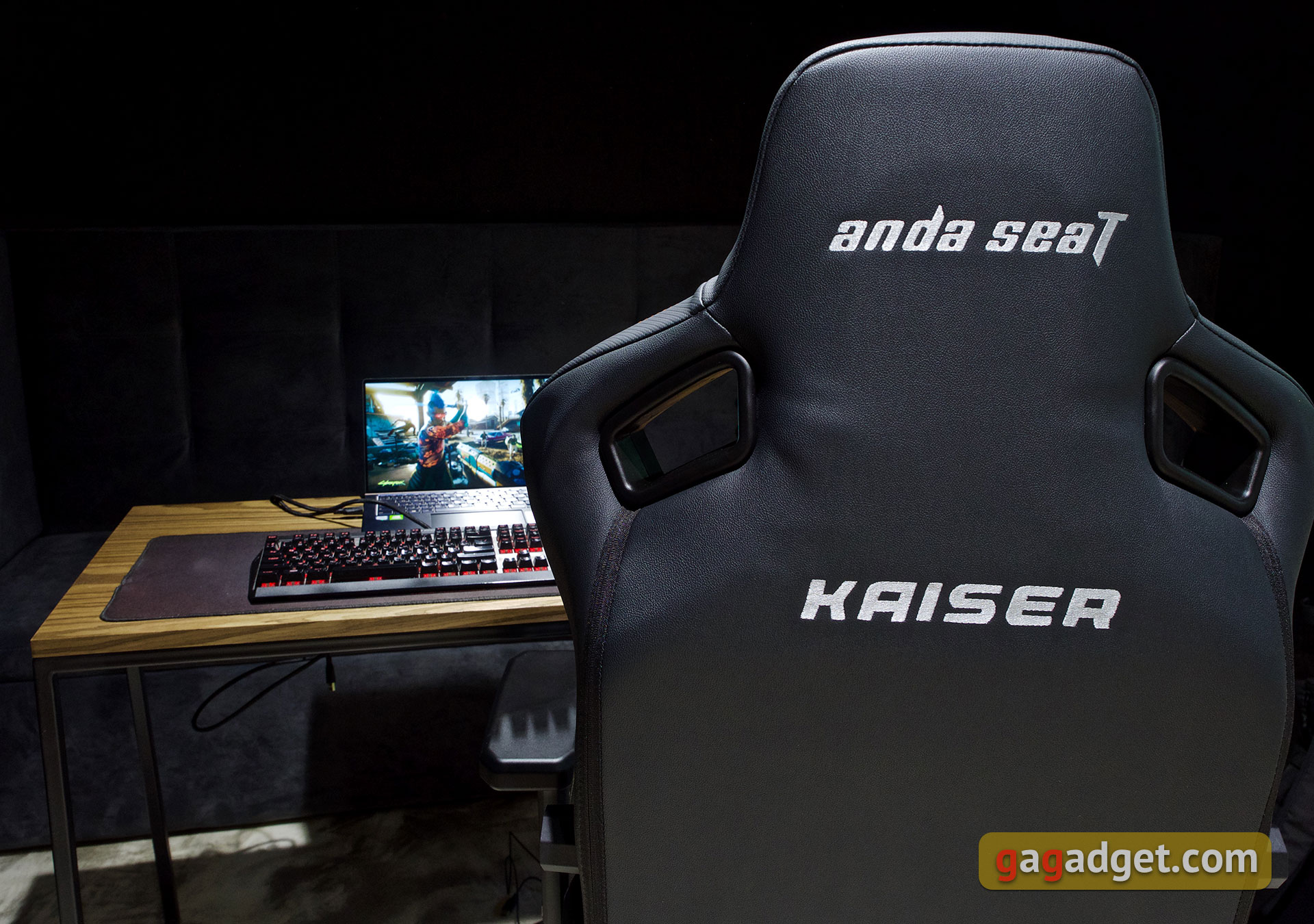 Престол для игр: обзор геймерского кресла Anda Seat Kaiser 3 XL-19