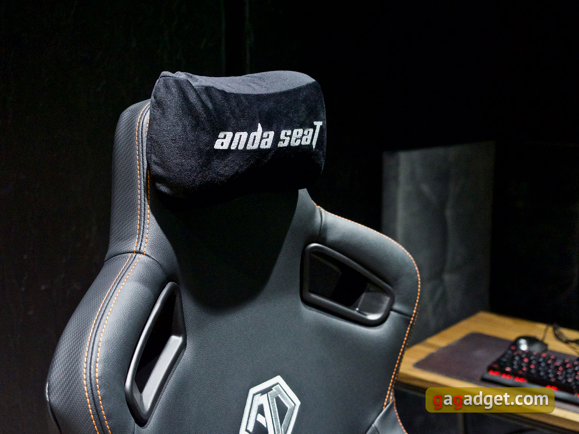 Престол для игр: обзор геймерского кресла Anda Seat Kaiser 3 XL-48