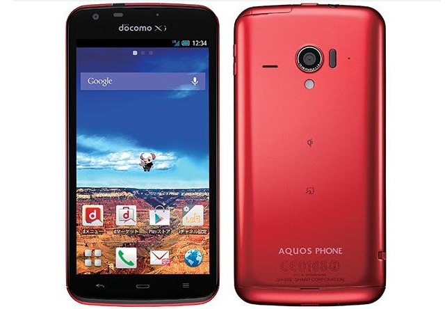 Android-смартфон Sharp Aquos Phone Zeta SH-06E с 4.8-дюймовым FullHD дисплеем