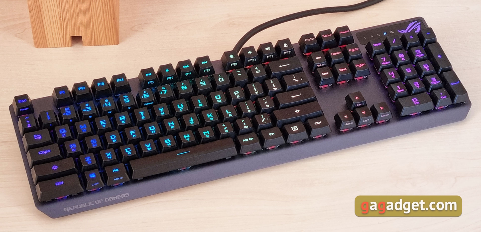 ASUS ROG Strix Scope RX Test: eine opto-mechanische Gaming-Tastatur mit Wasserschutz