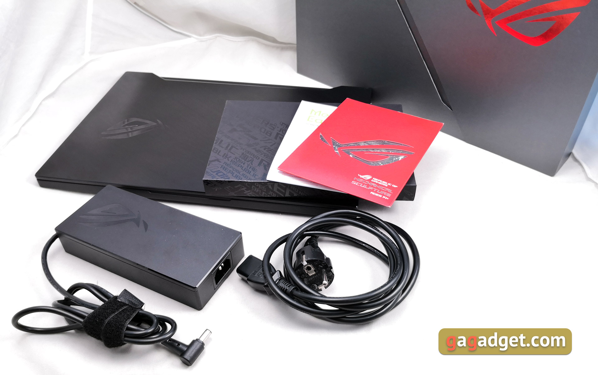 Обзор ASUS ROG Zephyrus S GX502GW: мощный игровой ноутбук с GeForce RTX 2070 весом всего 2 кг-3