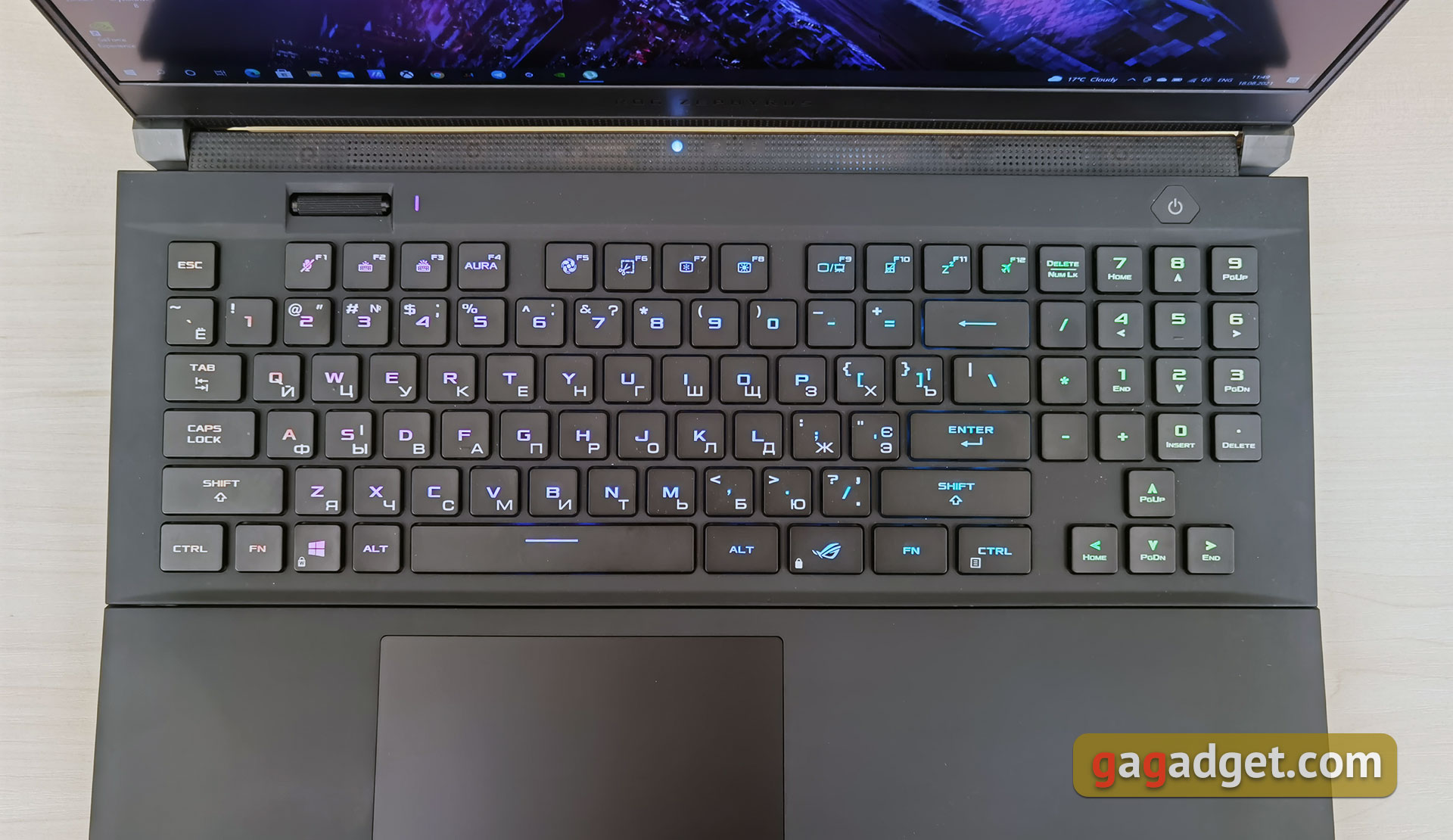Обзор ASUS ROG Zephyrus S17 GX703: игровой ноутбук на все деньги-15