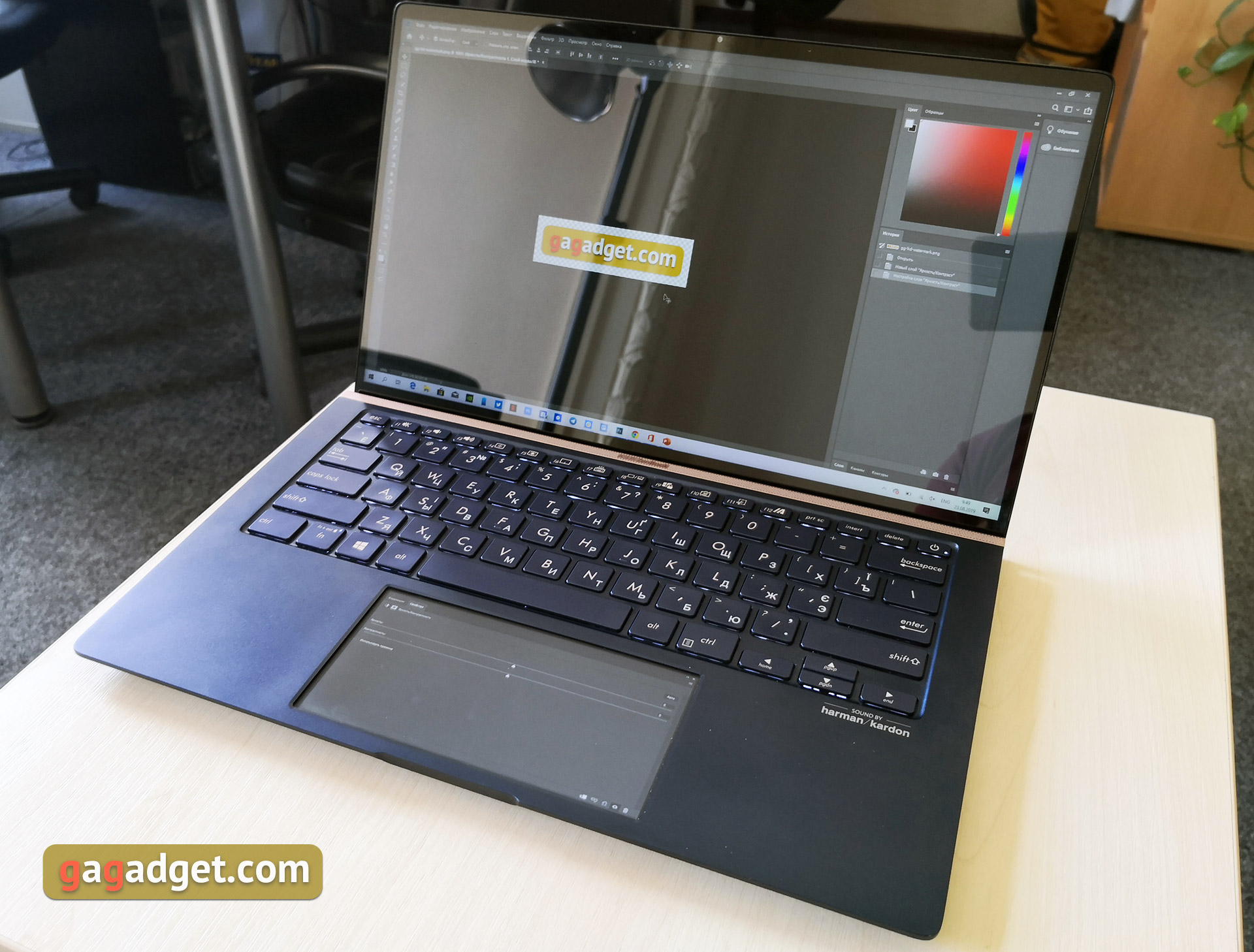 Обзор ASUS ZenBook 14 UX434FN: ультрапортативный ноутбук с сенсорным дисплеем вместо тачпада-29