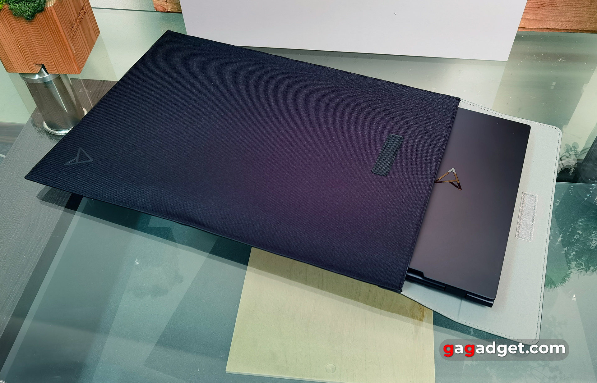 ASUS Zenbook Pro 14 OLED case