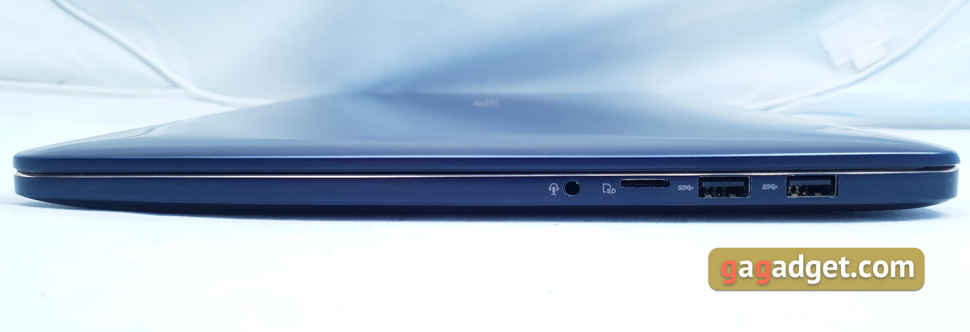 Обзор ASUS ZenBook Pro 15 UX580: новый Intel Core i9 и сенсорный экран вместо тачпада-8
