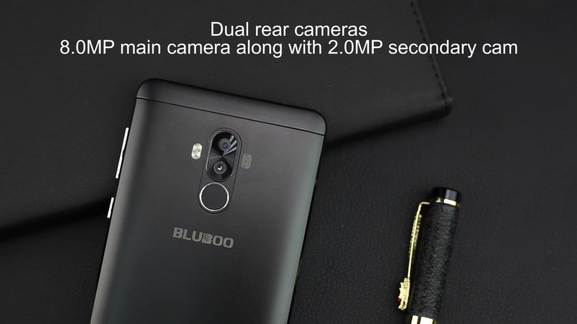 Видео: официальная распаковка Bluboo D1 с двойными камерами-2