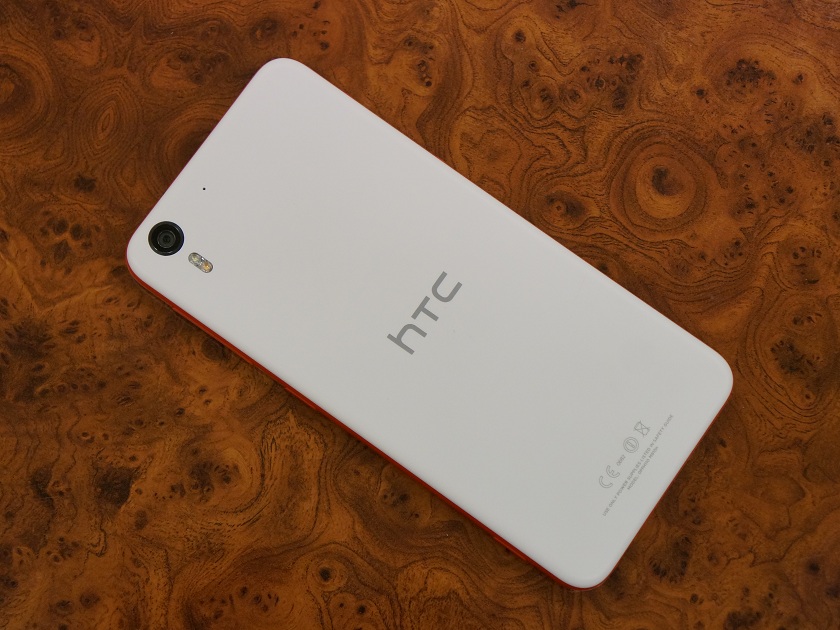 Обзор смартфона HTC Desire EYE-2