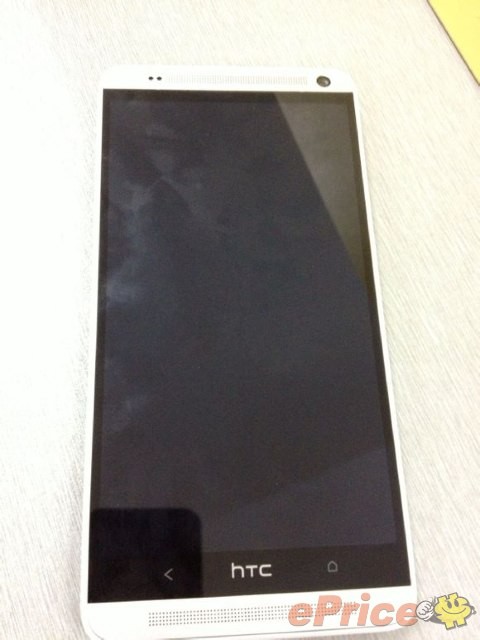Живые фото 5.9-дюймового "плафона" HTC One Max-2