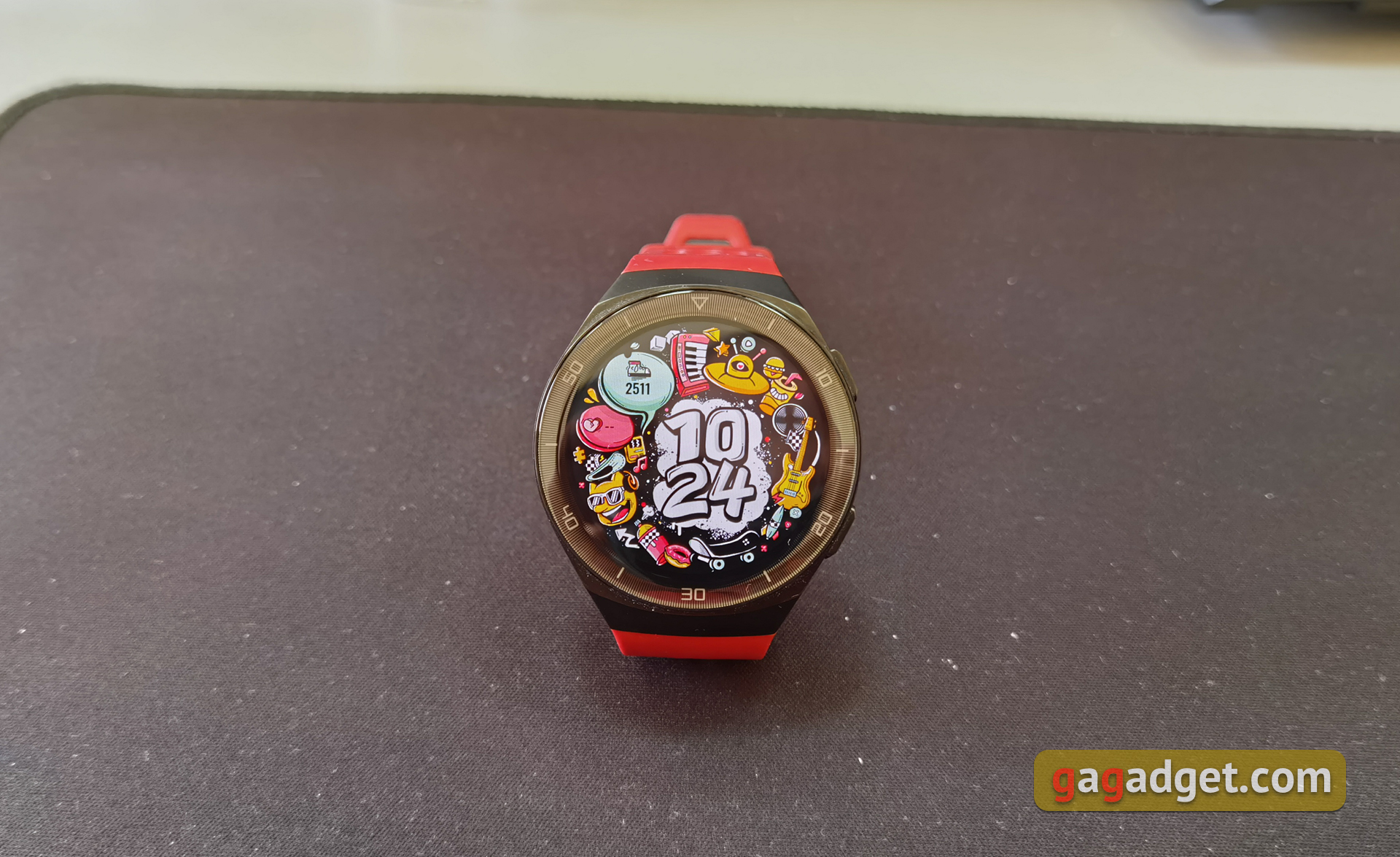 Обзор Huawei Watch GT 2e: стильные спортивные часы с отличной автономностью-25