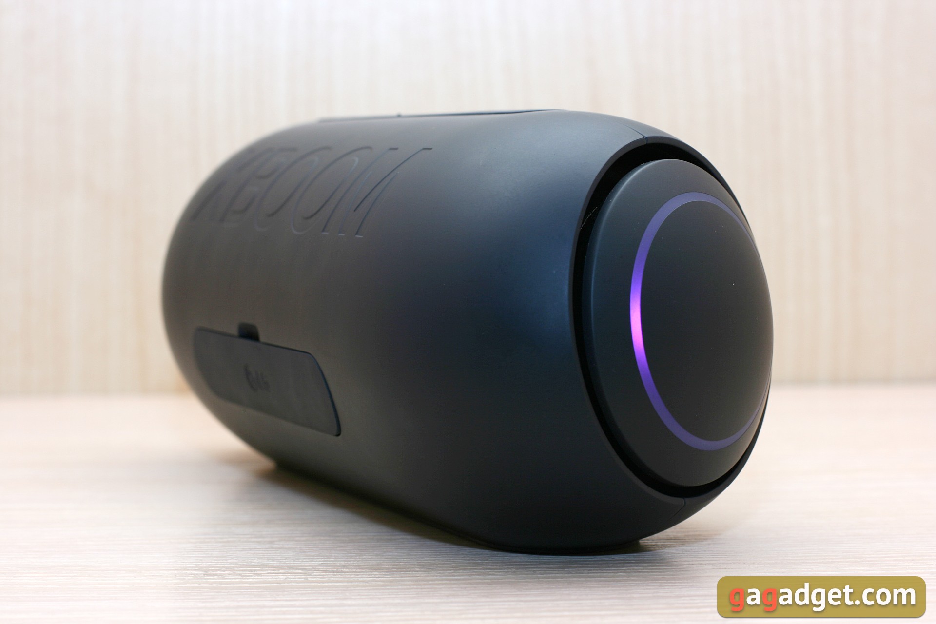 LG XBOOM Go Bluetooth Speakers Review (PL2, PL5, PL7)-36