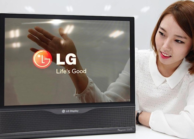 LG продемонстрировала сворачивающуюся в рулон 18-дюймовую OLED-панель-3