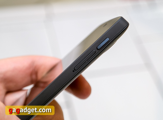 Первый взгляд на Android-смартфон Google Nexus 5-6