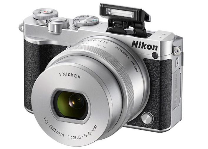 20.8-мегапиксельная беззеркалка Nikon 1 J5 с 171-точечным гибридным АФ