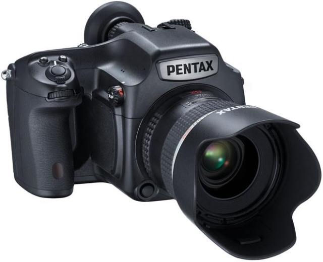 Ricoh анонсировала среднеформатную камеру Pentax 645Z