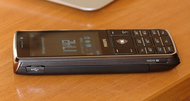 Обзор мобильного телефона Philips Xenium X623-8