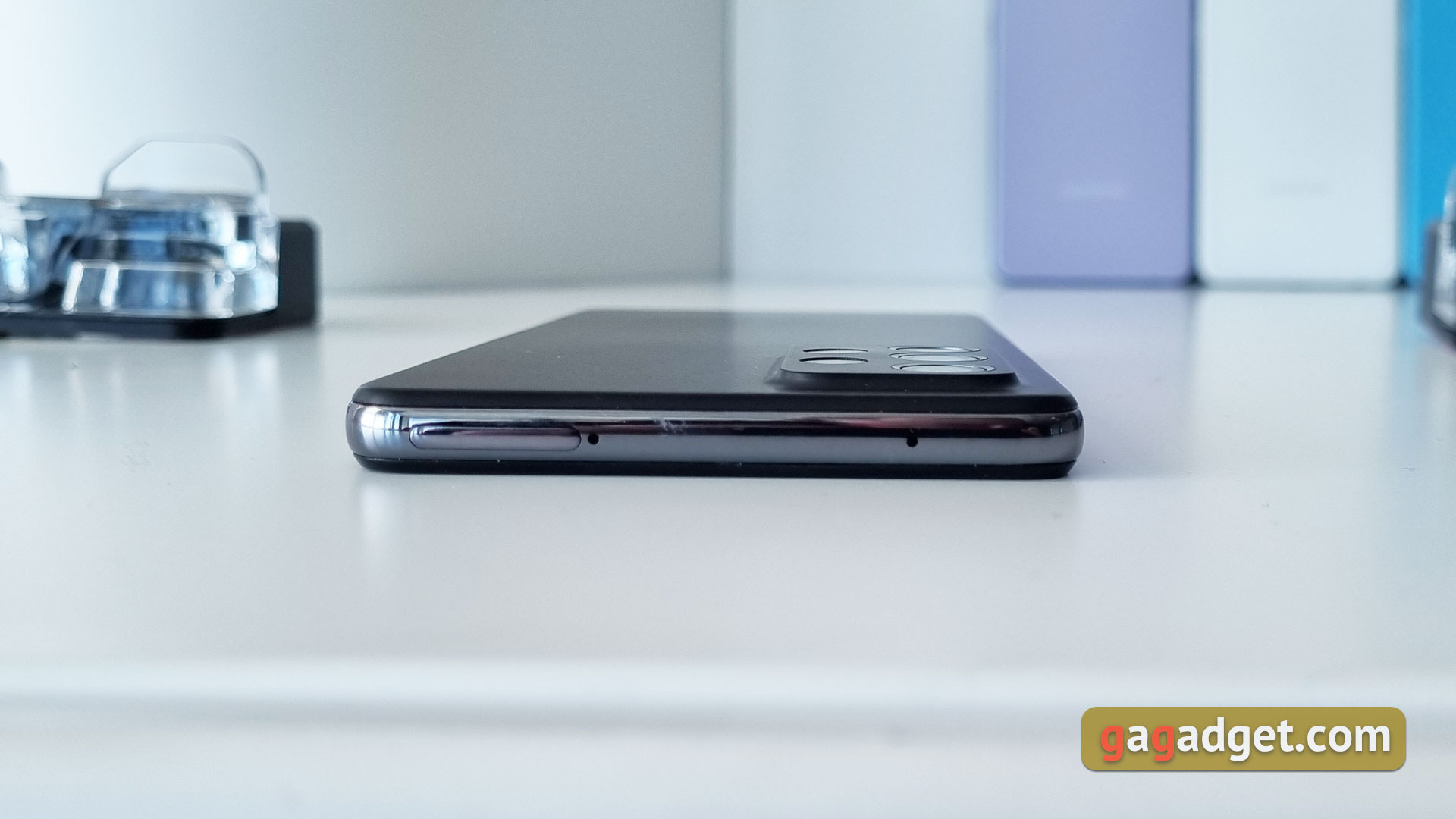 Смартфоны Samsung Galaxy A72, A52 и A32 своими глазами-16