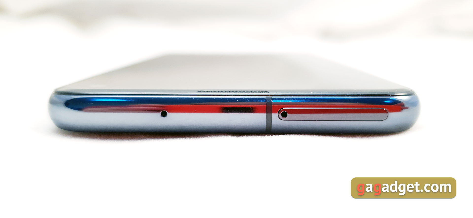 Обзор Samsung Galaxy S10e: меньше — не значит хуже-6
