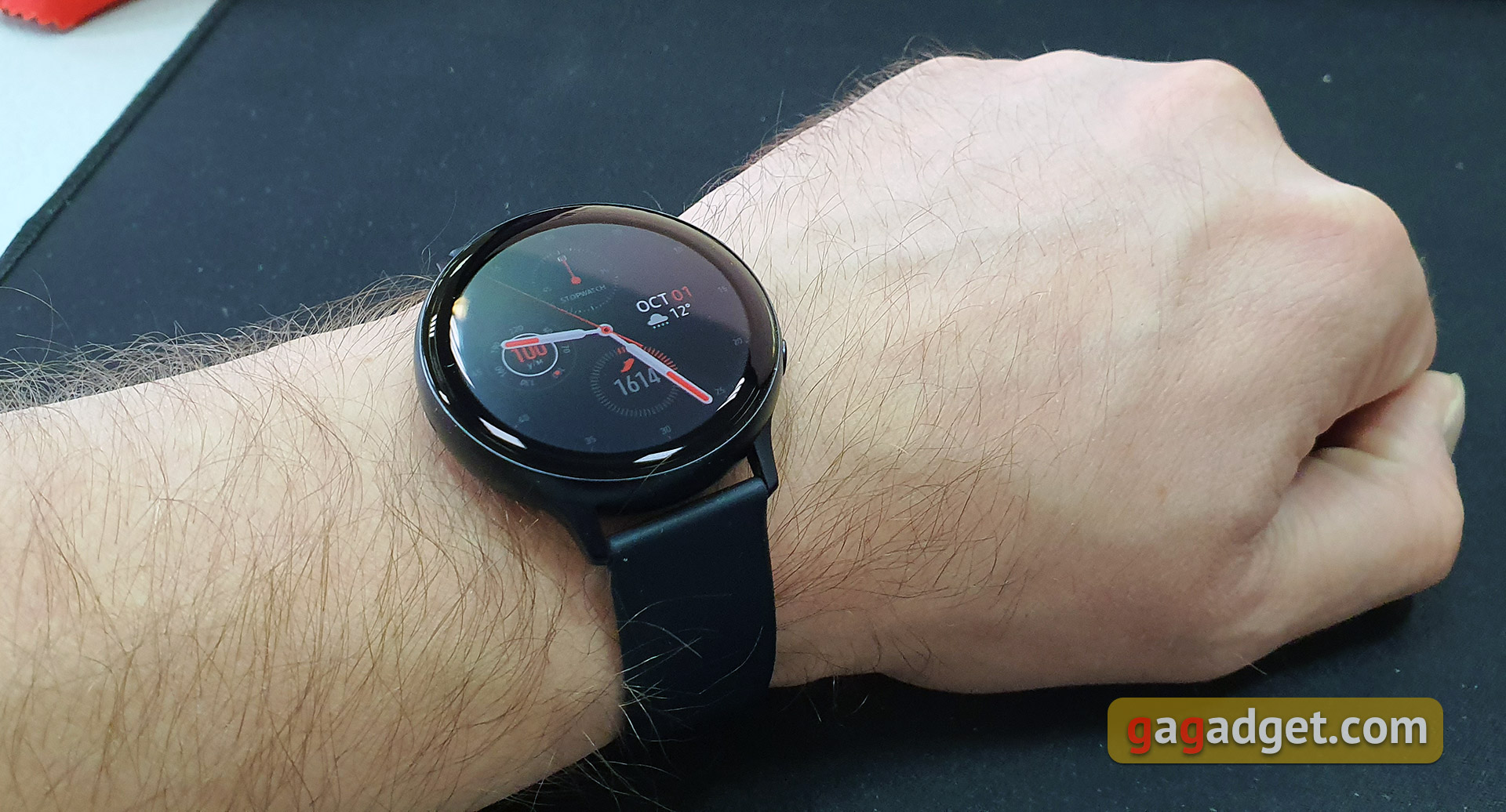 Обзор Samsung Galaxy Watch Active 2: умные и спортивные часы теперь с сенсорным безелем-20