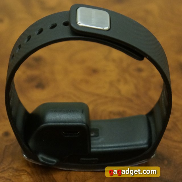 Часы и браслет: обзор линейки Samsung Gear второго поколения-26