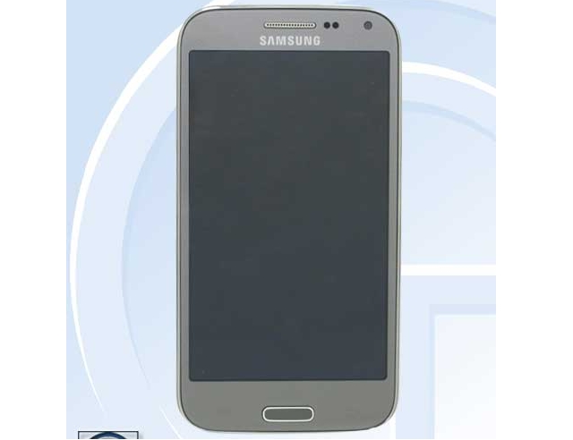 Еще одна попытка: смартфон с пикопроектором Samsung Galaxy Beam 2