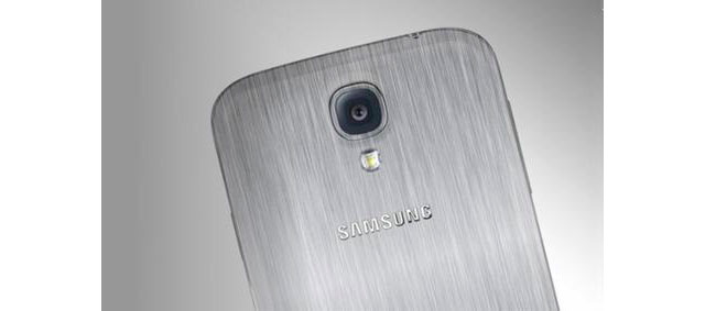 Одна из версий будущего флагмана Samsung Galaxy S5 получит металлический корпус