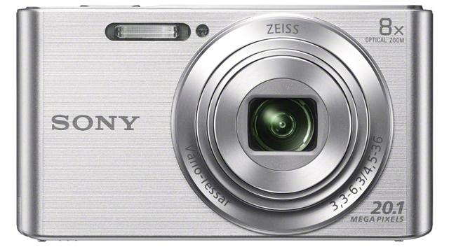 Компактные фотокамеры Sony Cyber-shot W830 и W810 с 20.1-мегапиксельными матрицами