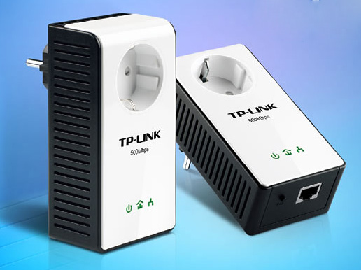TP-Link TL-PA551: 500-мегабитный адаптер для экономии кабеля. Теперь со сквозной розеткой 