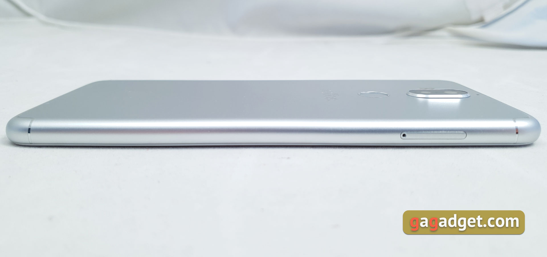 Обзор TP-Link Neffos X9: смартфон с модным FullView дисплеем, двойной камерой и небольшим ценником-11