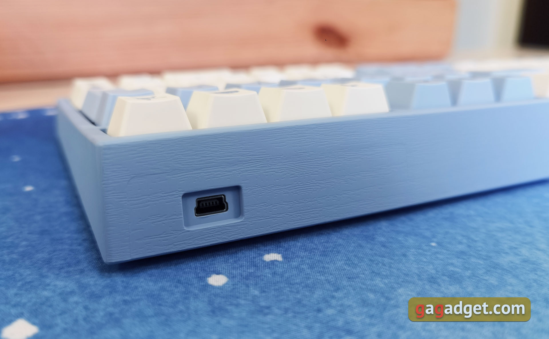 Varmilo VA108M Sea Melody review: a Hi-End mechanical keyboard-12