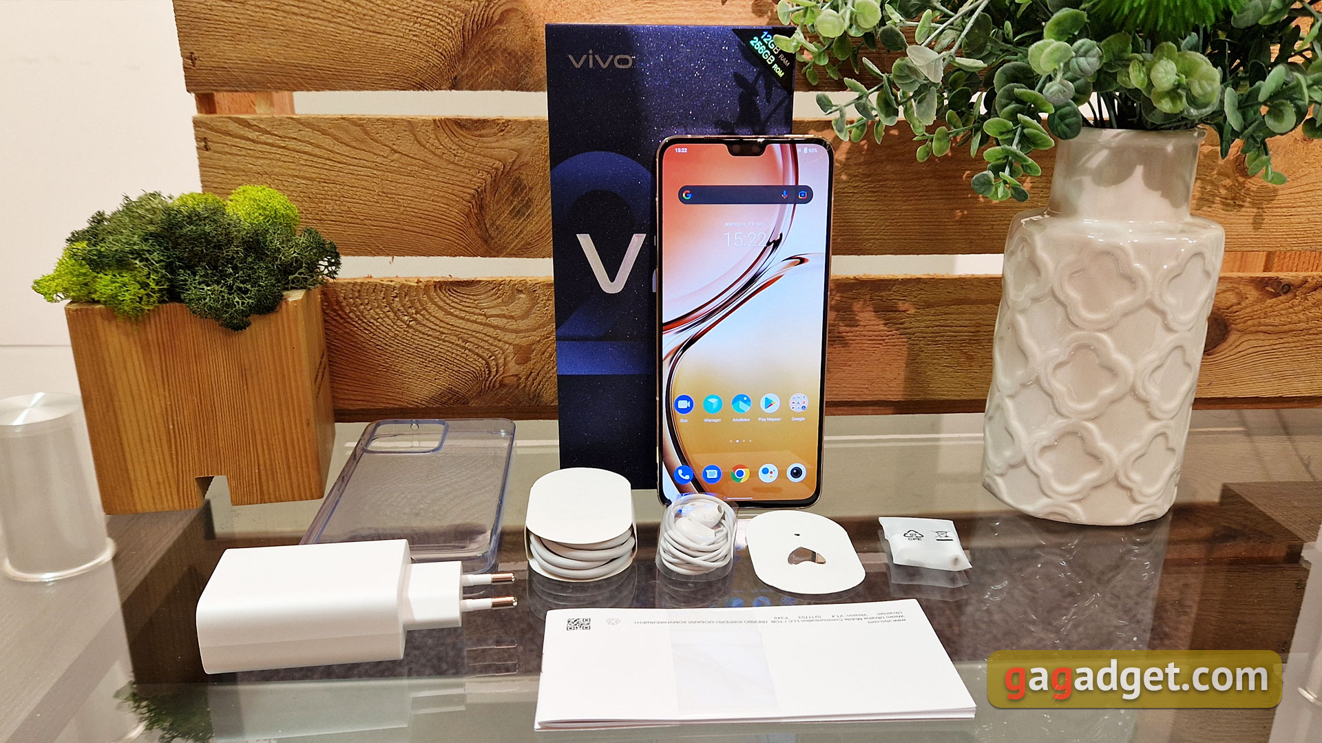 Обзор vivo V23 5G: первый в мире смартфон, изменяющий цвет корпуса-3