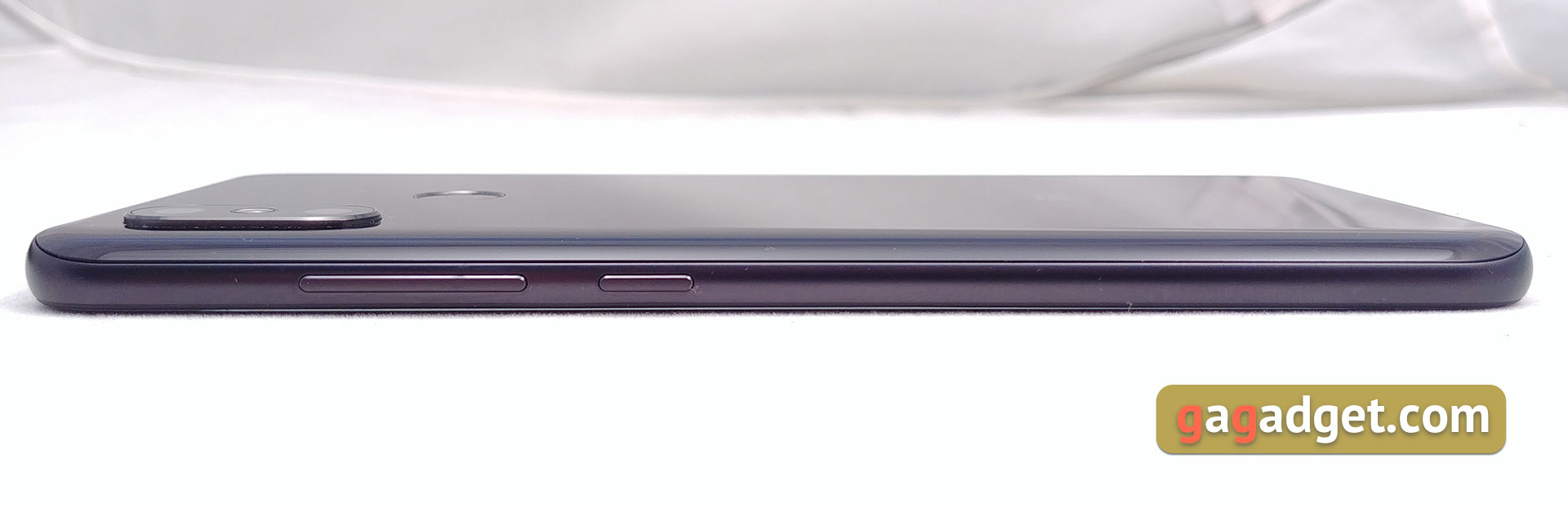 Обзор Xiaomi Mi 8: максимум мощности с приятным ценником-11