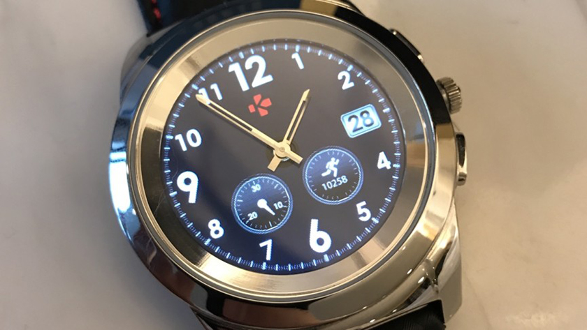 zetime-smartwatch-with-mechanical-mechanism-2.jpg