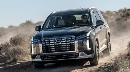 Власники Hyundai Palisade скаржаться: SUV «ковзає» на нерівностях і не хоче гальмувати