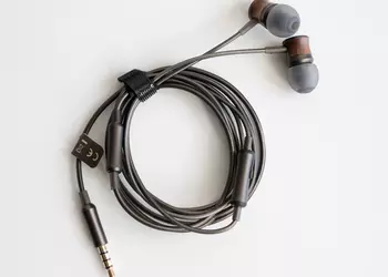 Обзор внутриканальных наушников Meze 12 Classics: недорого и сердито