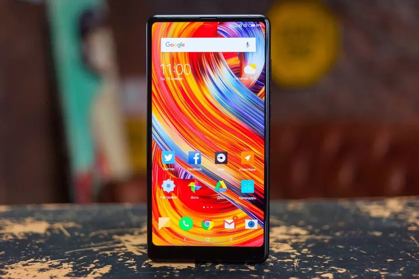 Xiaomi Mi Mix 2S получит функцию распознавания лица с искусственным интеллектом
